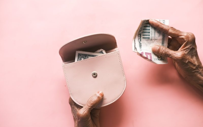 Jak rozpocząć praktykę księgową?