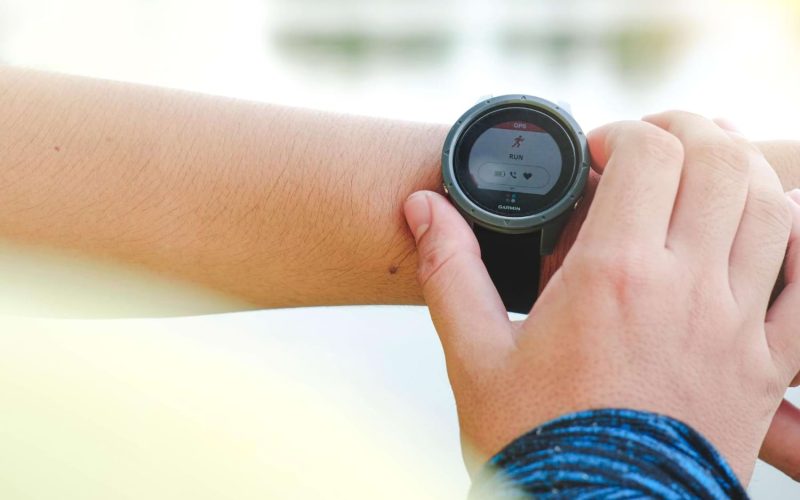 Zegarek Garmin Instinct 3 – niezawodny towarzysz ekstremalnych przygód